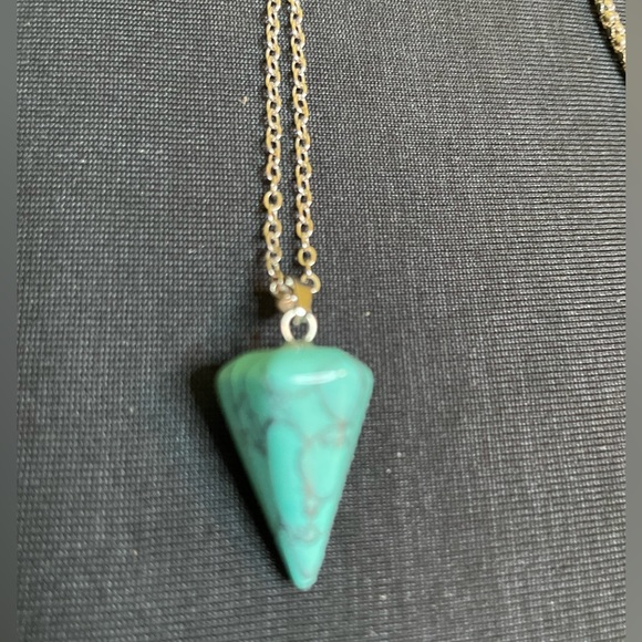 Turquoise & Silver Jewelry - Necklaces (2) & Earring (1) - Picture 2 of 11